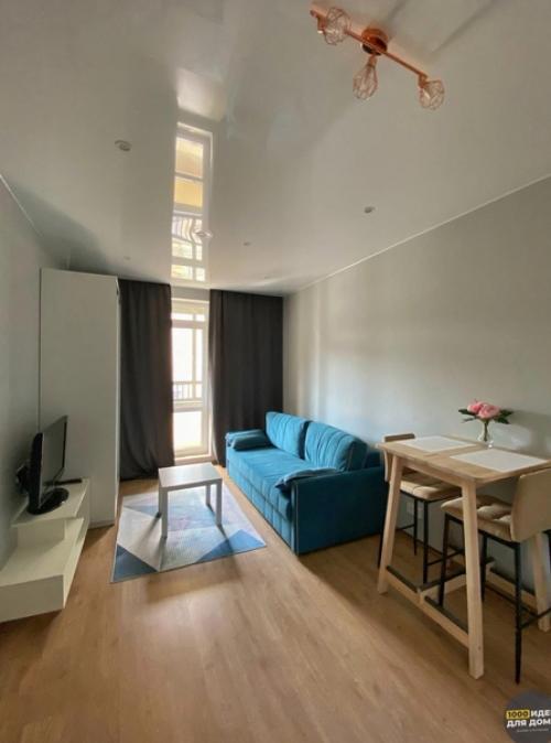 Небольшая студия. Современная. 03