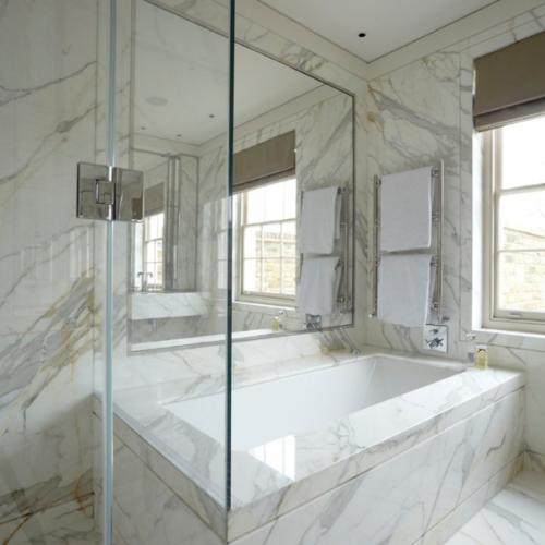 Самые модные ванные комнаты 2021 года - камень. 02