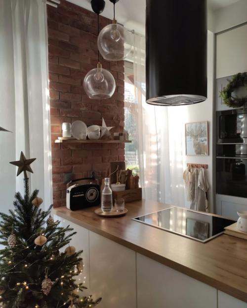 Очень уютная и вкусная серая кухня - гостиная в интерьере дома Илоны. 07