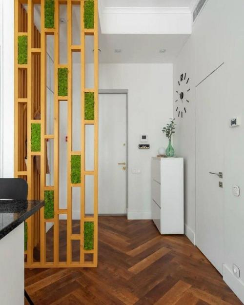 Яркие акценты в спокойной студии. 06