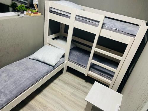 Белый дом - второй деревянный коттедж на Paradise, получивший своё название за светлые тона интерьера и приятную праздничную обстановку! 06