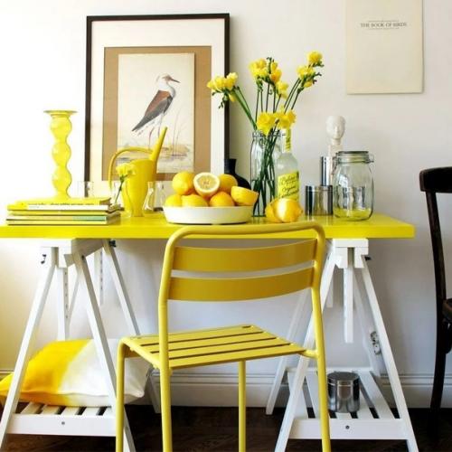 Желтый цвет в интерьере применяют только сильные, уверенные в себе люди. 01