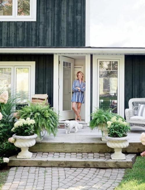 Душевные интерьеры небольшого домика на берегу озера онтарио. 02