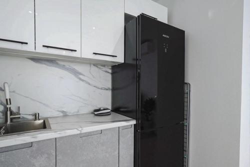 Современный интерьер квартиры площадью 38 кв. 02