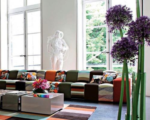 Орнамент в гостиной.   Этнические узоры, цветочный принт, полоска и клетка в современном интерьере - это как приправа. 01