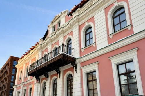 Реставрация завершена городской усадьбы XIX века на верхней красносельской улице. 01 Реставрация завершена городской усадьбы XIX века на верхней красносельской улице. 01