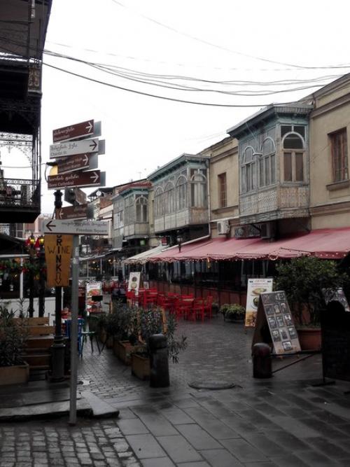 Грузия прекрасна.  Наверное, так начинаются 99% отзывов о ней, но надо же с чего-нибудь начать. 07