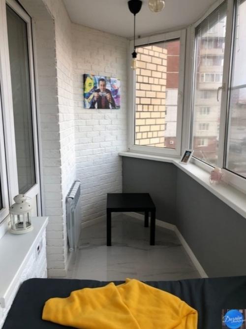 Долго выбирали материалы и цвета для нашего балкона. 04