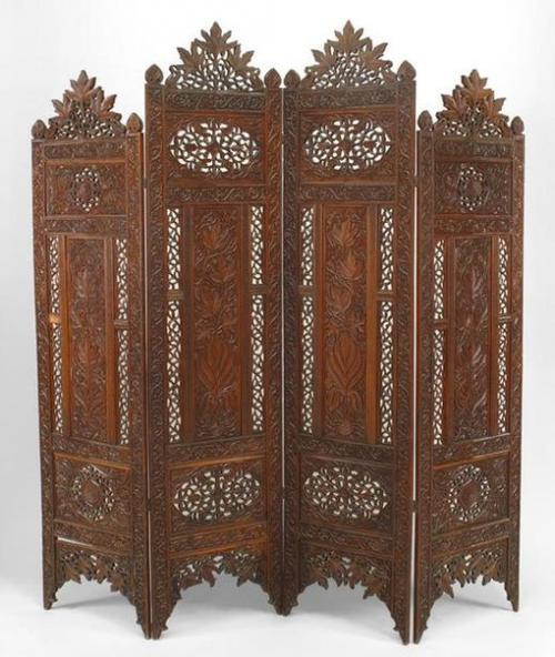 Более будуарного и интригующего предмета в обстановке, чем ширма трудно себе представить. 05