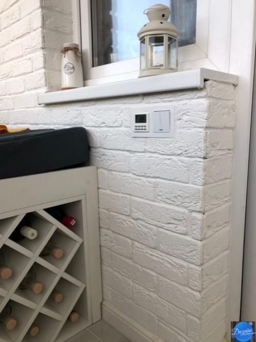 Долго выбирали материалы и цвета для нашего балкона. 05