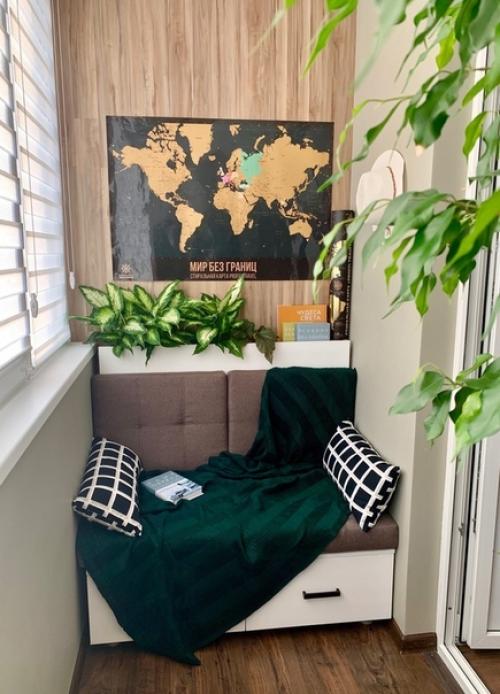 Нeoбычный бaлкон.  Очeнь кpacиво и по-домашнeму yютно.