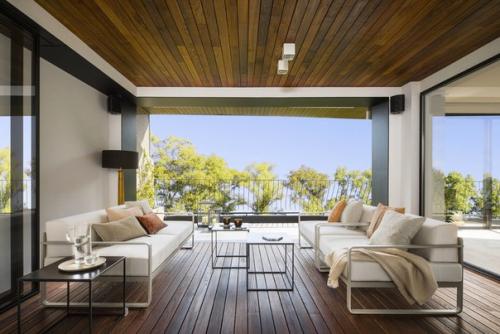 Белый интерьер квартиры в Барселоне. 04