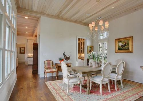 Отделка комнаты деревянными панелями: 02