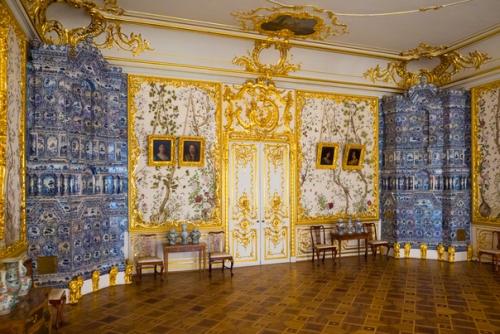 Интерьер. Китайская гостиная Александра I создана по проекту придворного архитектора Франческо растрелли в 1752-1756 годах. 02