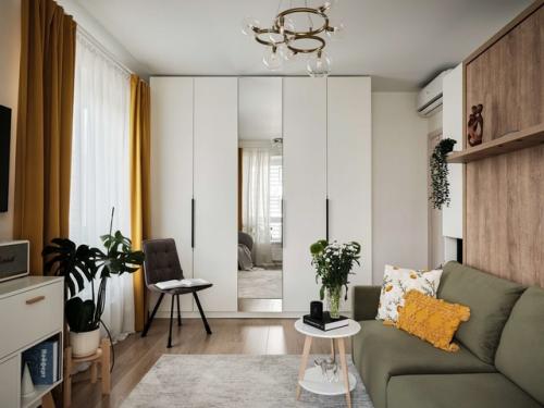 Стильное преображение типового ремонта от застройщика в двушке 65 м. 02