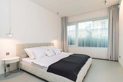 Светлые апартаменты в Праге. 07