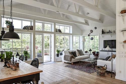 Альбом номер 3. черный фасад и уютные белые интерьеры: светлый летний домик в Швеции. 02