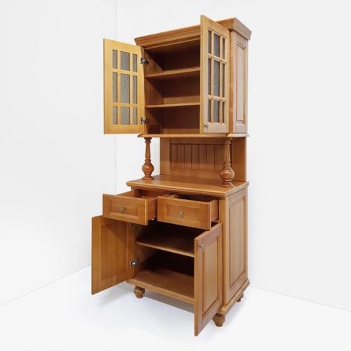 Малый буфет - Горка Лиза на точеных ножках из массива сосны. 01