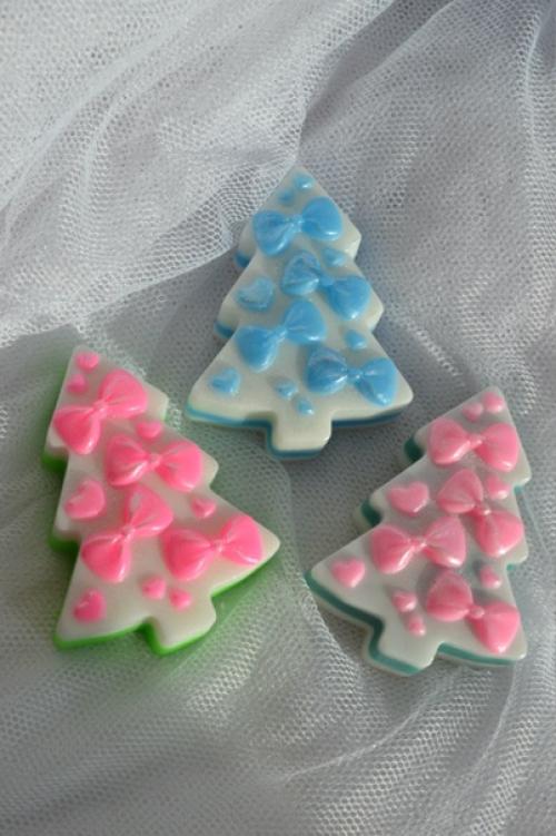 Снеговики, ёлки и мандарины для уюта дома в новогодние праздники. 06