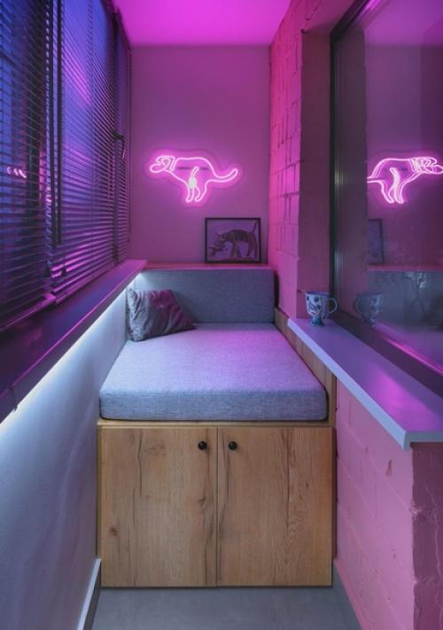 Реализованный интерьер яркой квартиры, площадью 54 кв. 03