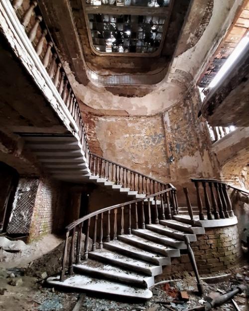 Дача фаберже.  Под Петербургом можно найти усадьбу сына известного на весь мир ювелира. 02