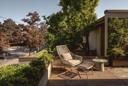 Этот кондоминиум, обновленный специалистами из сиэтлской студии Shed, является частью комплекса, спроектированного гордоном уокером. 09 Этот кондоминиум, обновленный специалистами из сиэтлской студии Shed, является частью комплекса, спроектированного гордоном уокером. 09