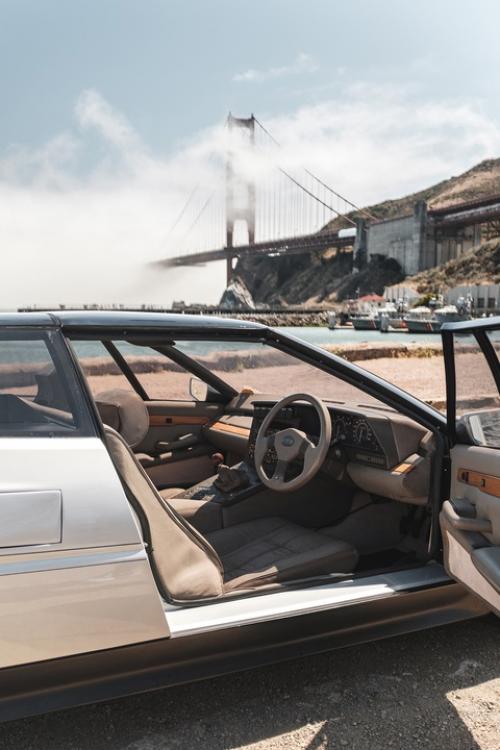 40 лет назад этот серебристый клинышек был впервые показан публике на британском международном мотор - шоу в Бирмингеме. 08