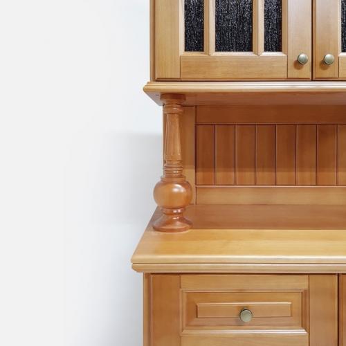 Малый буфет - Горка Лиза на точеных ножках из массива сосны. 03