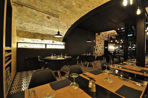 Бургерный ресторан для гурманов Voyou! 06