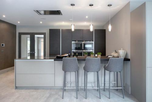 Концерн романов знает: 03