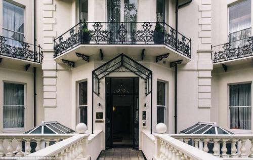 Апартаменты от Mercedes Benz. 05