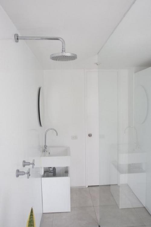 Лофт с кубической кухней от Oneto/Sousa Arquitectura Interior в перу. 06