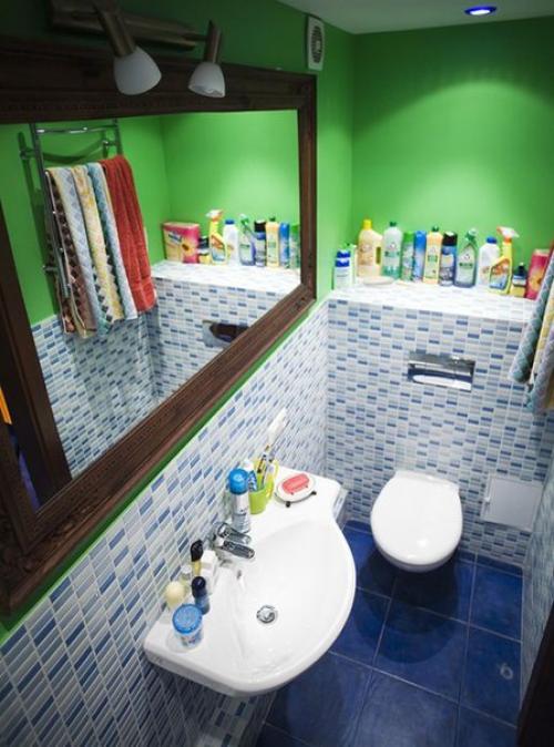 Крошечная квартира музыканта: 27 квадратных метров, где поместились камин, пианино, контрабас и многое другое. 09