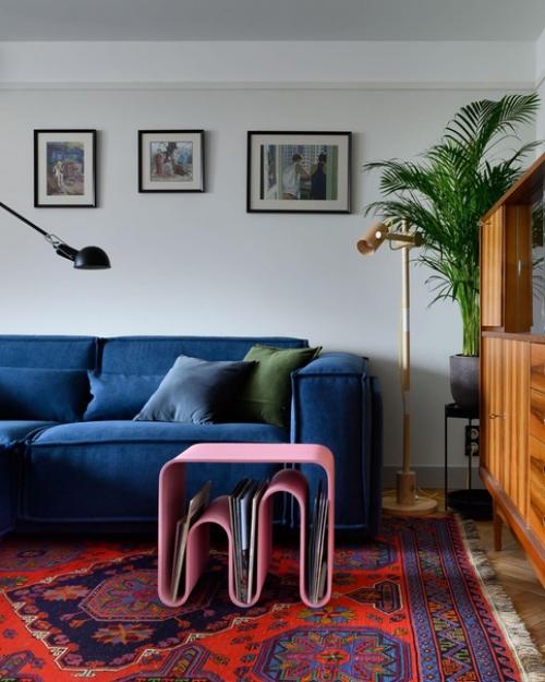 Реализованный интерьер яркой квартиры, площадью 54 кв. 01