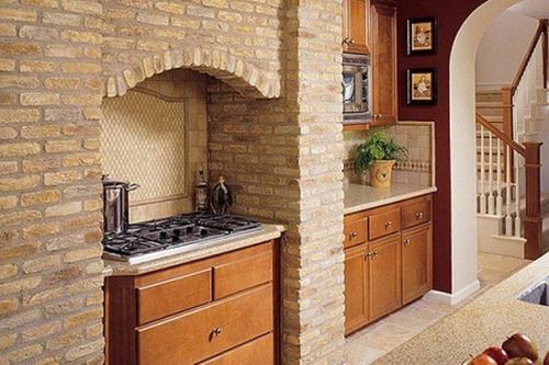 Искусственный камень в интерьере кухни и технология его укладки. 01