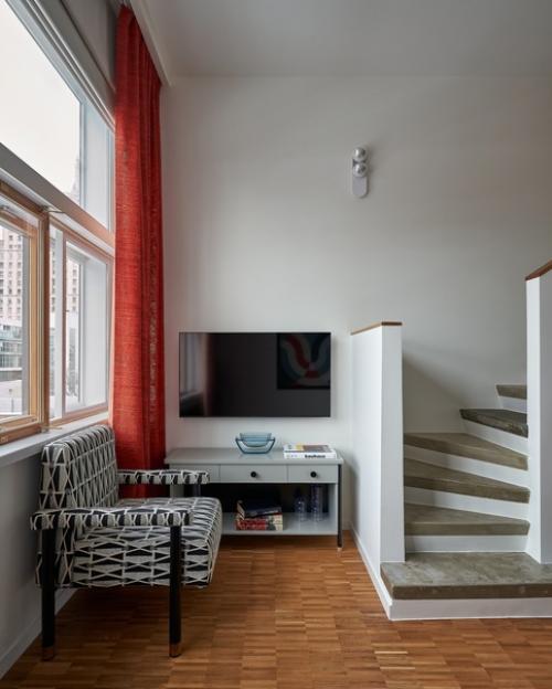 Интерьер двухуровневой квартиры - ячейки F в знаменитом доме наркомфина (памятник архитектуры конструктивизма 1920-х годов. 03