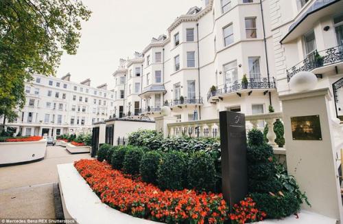 Апартаменты от Mercedes Benz. 07