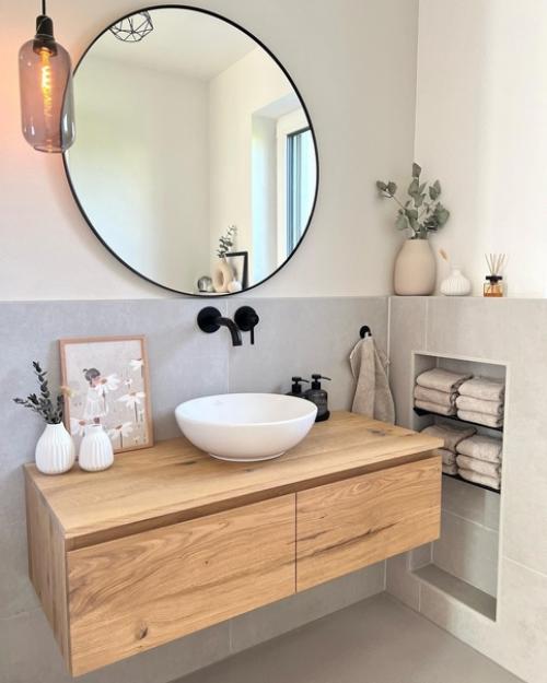 Основа этого скандинавского интерьера состоит из белого и бежевого цвета, теплого дерева и капли зеленых растений. 05