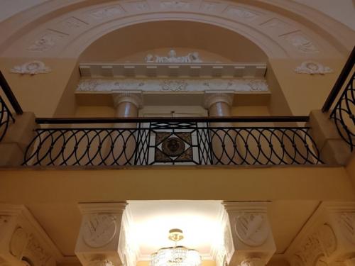 Посмотрела спектакль в мастерской 12 Никиты Михалкова и отправилась гулять по поварской улице. 06