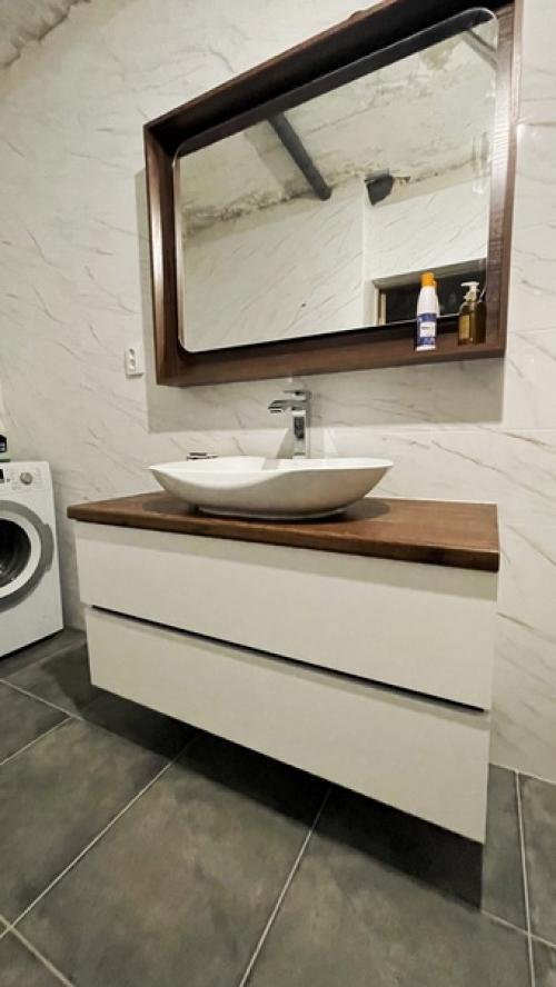 В последнее время количество заказов на мебель для ванных комнат возросло в разы! 01