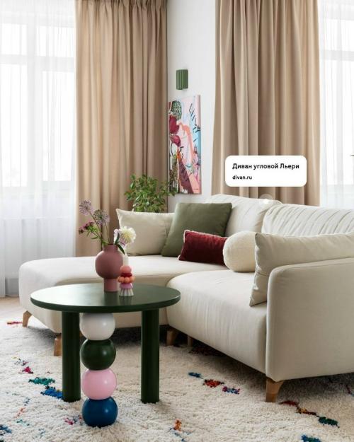 Нетипичный дофаминовый интерьер для пары айтишников в евротрёшке 82 кв. 03