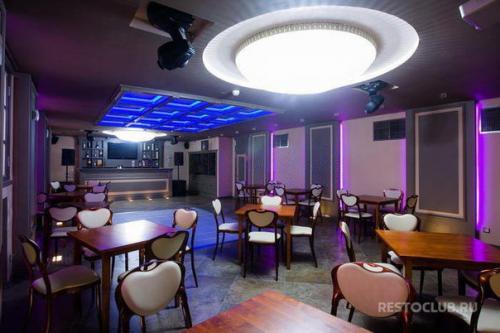 5 колоритных заведений в самом центре города. 03