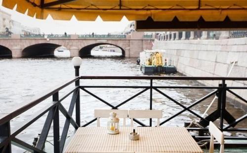 Рестораны в самых необычных местах Петербурга. 04