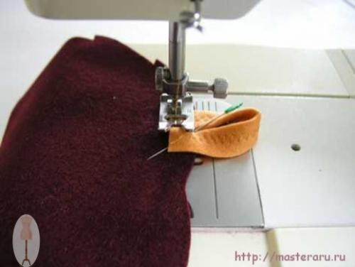 Мы сделаем прихватки - листики. 04