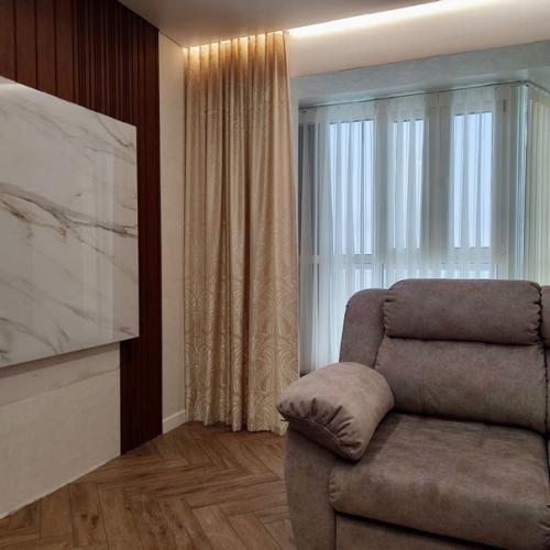 Центром дома традиционно является зал или гостиная - комната, в которой парадность сочетается с семейным уютом. 08