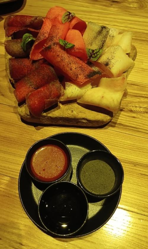 После весёлого эфира павук и кот пошли. 09