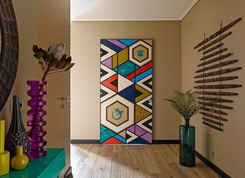 Интерьер квартиры молодой пары, которая любит путешествия, искусство, моду и спорт. 02