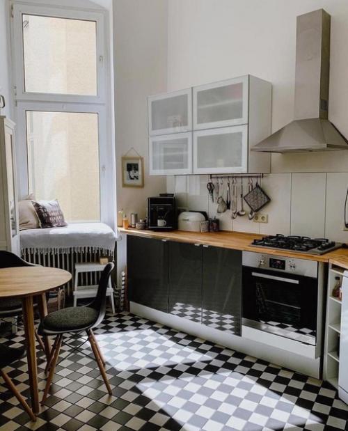 Интерьер апартаментов. В светлых тонах. 01