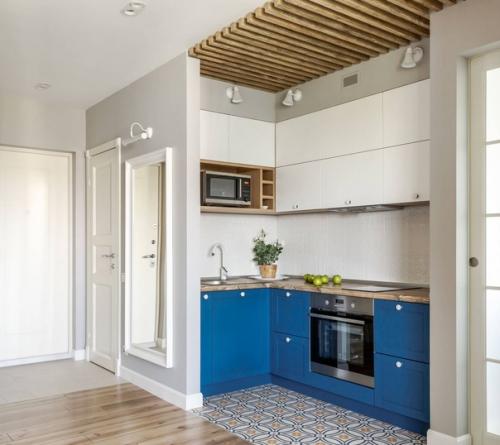 Яркий, интересный интерьер небольшой однокомнатной квартиры в стиле фьюжн, разработанный московским дизайнером Ириной носовой. 03