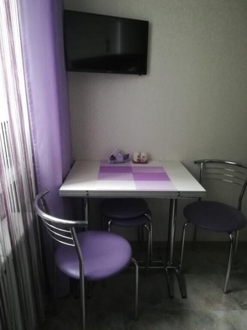 Наша кухня.  Кухня маленькая 4, 5 кв. 03